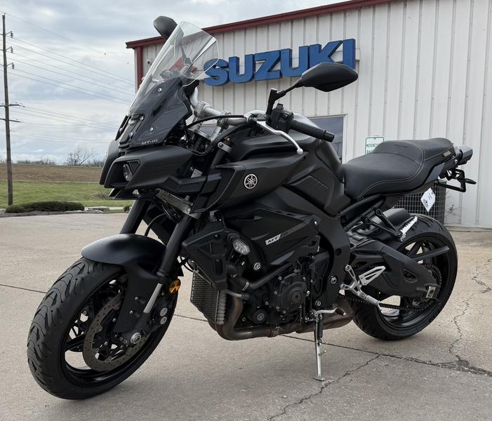 2019 Yamaha MT-10 Motorcycle / Scooter