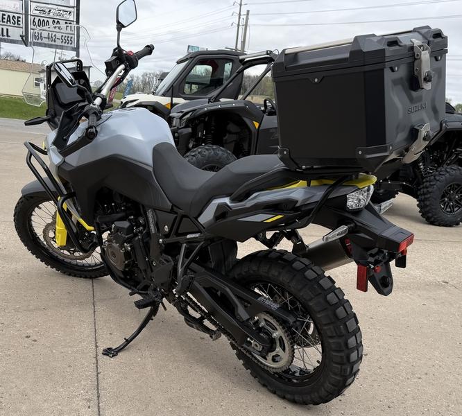 2023 Suzuki V-STROM 800DE Motorcycle / Scooter