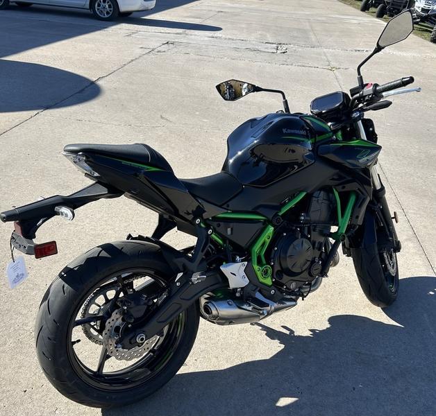 2025 Kawasaki Z650 ABS Motorcycle / Scooter