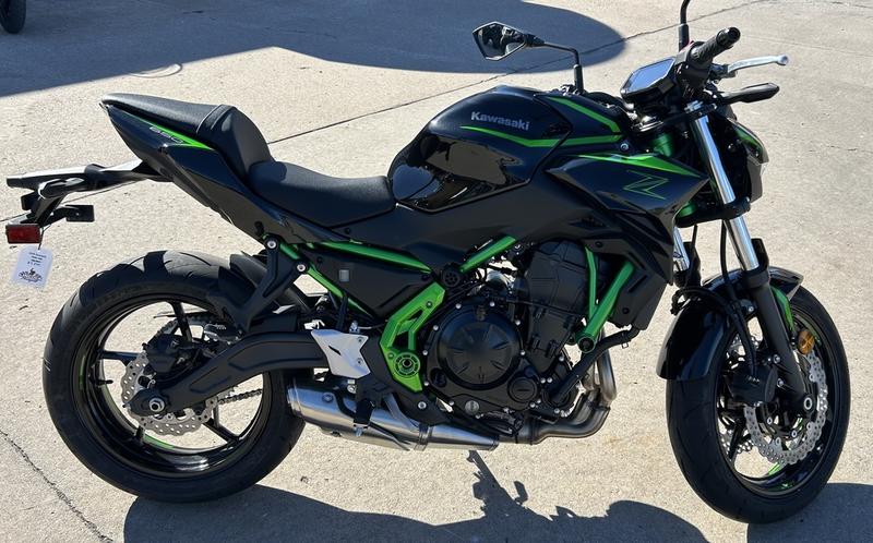 2025 Kawasaki Z650 ABS Motorcycle / Scooter