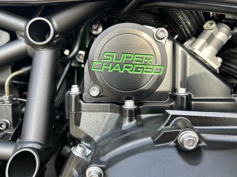 2025 Kawasaki NINJA H2 SX SE ABS Motorcycle / Scooter