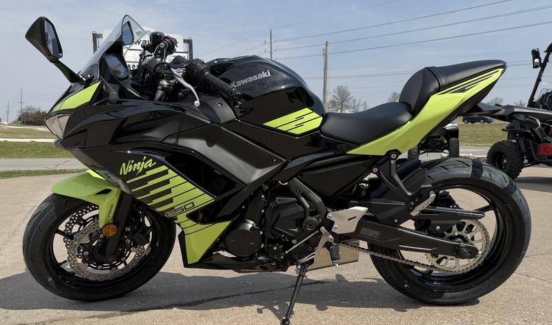 2026 Kawasaki NINJA 650 ABS Motorcycle / Scooter