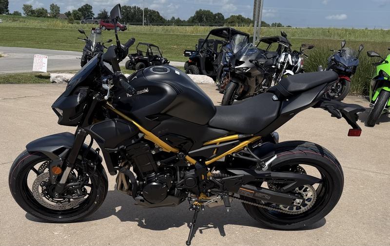 2026 Kawasaki Z900 ABS Motorcycle / Scooter