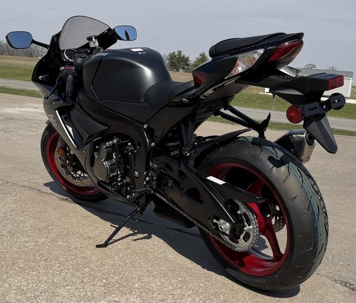 2026 Suzuki GSX-R600 Motorcycle / Scooter