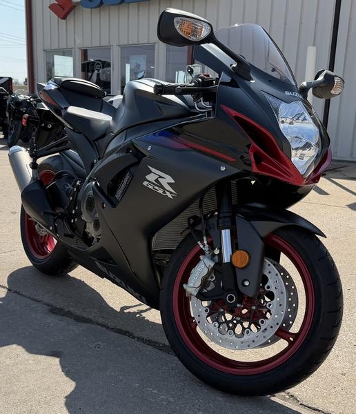 2026 Suzuki GSX-R600 Motorcycle / Scooter