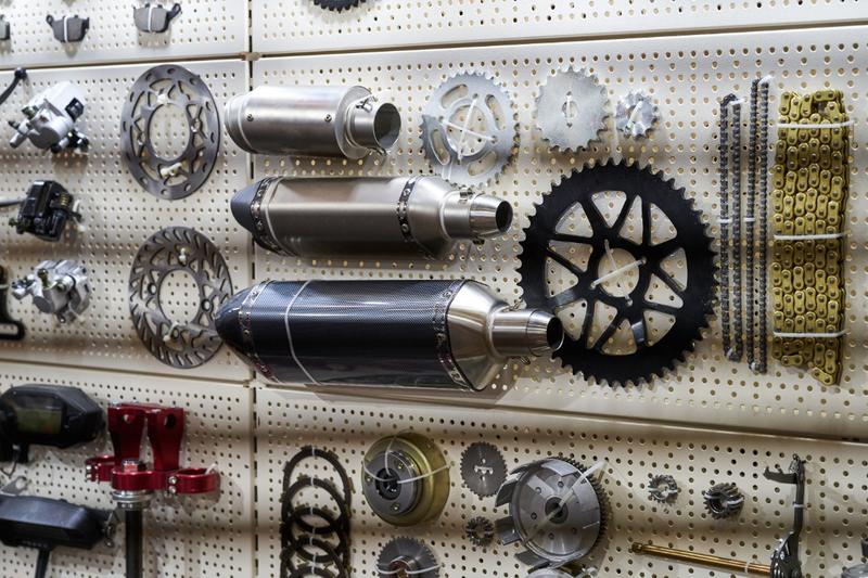 Read more about the article Tips for Choosing the Right Motorcycle and Powersports Parts